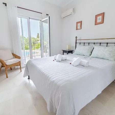 Villa Adonis *