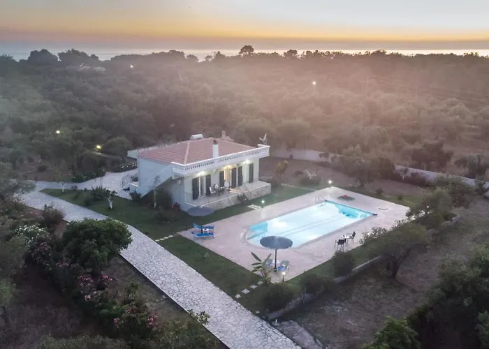 Villa Adonis Halikounas